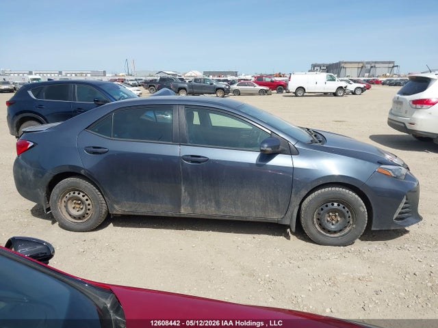 2T1BURHE0JC057713 Toyota COROLLA SE