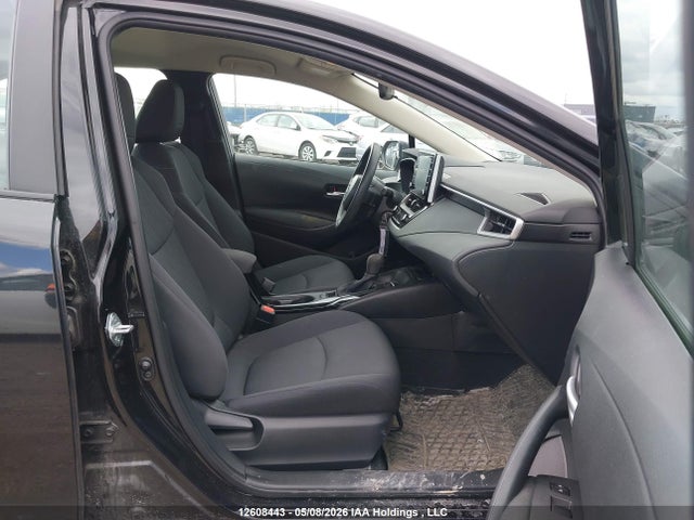 12608443 :رقم المزاد ، 5YFBPRBE6LP129498 vin ، 2020 Toyota Corolla Le مزاد بيع