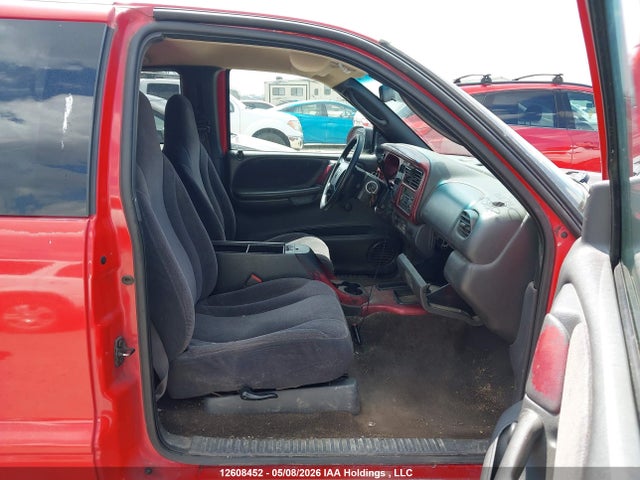 2000 Dodge Dakota Slt/sport მანქანა იყიდება აუქციონზე, vin: 1B7GL22X1YS579608, აუქციონის ნომერი: 12608452
