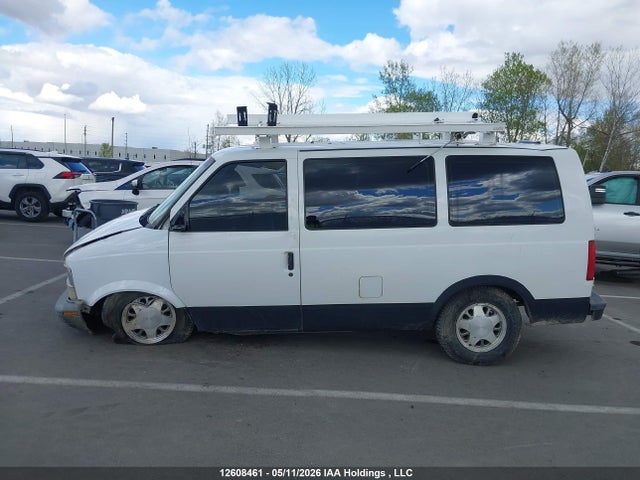 1999 Chevrolet Astro მანქანა იყიდება აუქციონზე, vin: 1GCDL19W8XB196743, აუქციონის ნომერი: 12608461