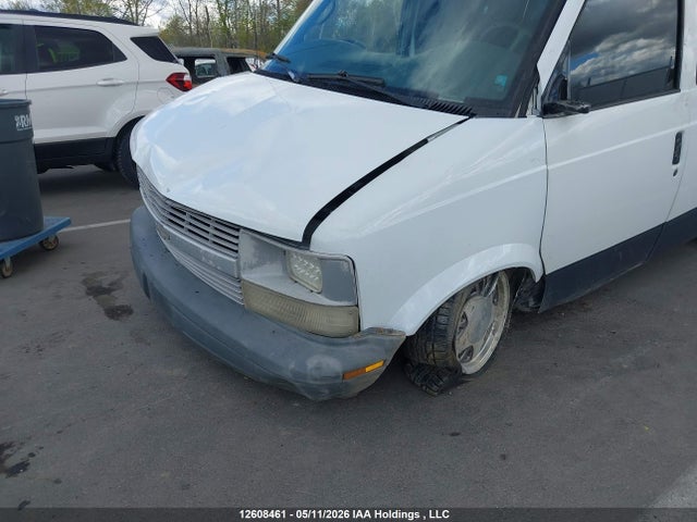 1999 Chevrolet Astro მანქანა იყიდება აუქციონზე, vin: 1GCDL19W8XB196743, აუქციონის ნომერი: 12608461