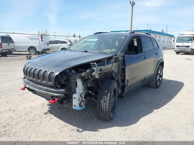 2017 Jeep Cherokee Trailhawk მანქანა იყიდება აუქციონზე, vin: 1C4PJMBS2HW619869, აუქციონის ნომერი: 12608477