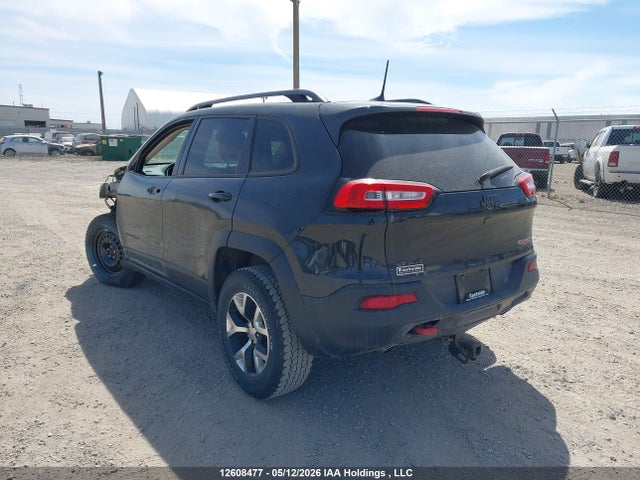 2017 Jeep Cherokee Trailhawk მანქანა იყიდება აუქციონზე, vin: 1C4PJMBS2HW619869, აუქციონის ნომერი: 12608477