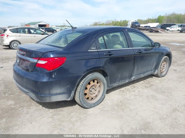 12608482 :رقم المزاد ، 1C3BC4FB2BN557812 vin ، 2011 Chrysler 200 Lx مزاد بيع