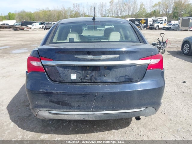 12608482 :رقم المزاد ، 1C3BC4FB2BN557812 vin ، 2011 Chrysler 200 Lx مزاد بيع