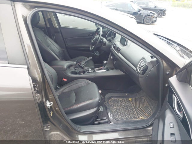 JM1BM1W30E1151393 Mazda Mazda3 Gt-sky