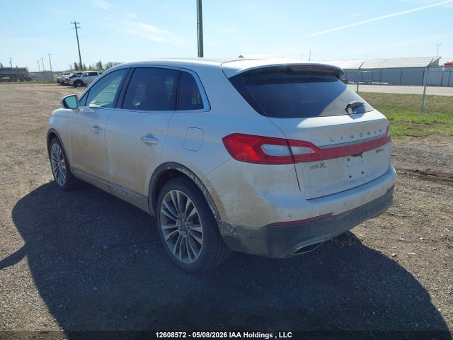 2017 Lincoln Mkx Reserve მანქანა იყიდება აუქციონზე, vin: 2LMPJ8LP2HBL43728, აუქციონის ნომერი: 12608572