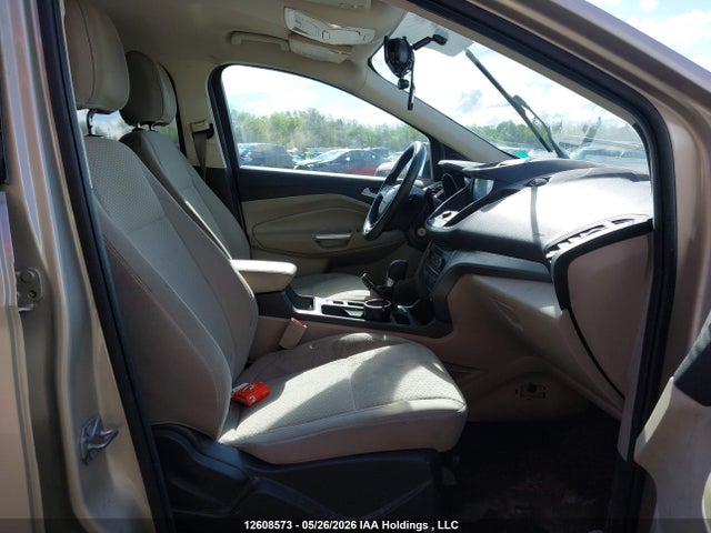 1FMCU0GD0HUA55767 Ford ESCAPE SE