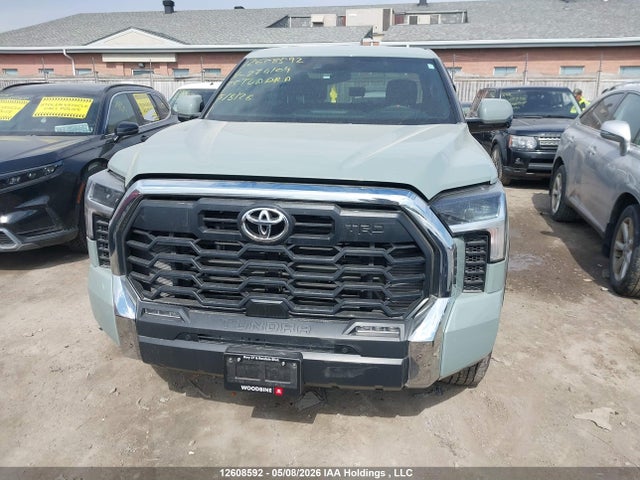 Продажа на аукционе авто 2025 Toyota Tundra Sr 4x4, vin: 5TFLA5DB2SX274104, номер лота: 12608592