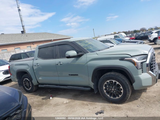 Продажа на аукционе авто 2025 Toyota Tundra Sr 4x4, vin: 5TFLA5DB2SX274104, номер лота: 12608592