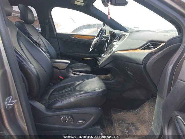Продажа на аукционе авто 2016 Lincoln Mkc Reserve, vin: 5LMCJ3D93GUJ15952, номер лота: 12608596