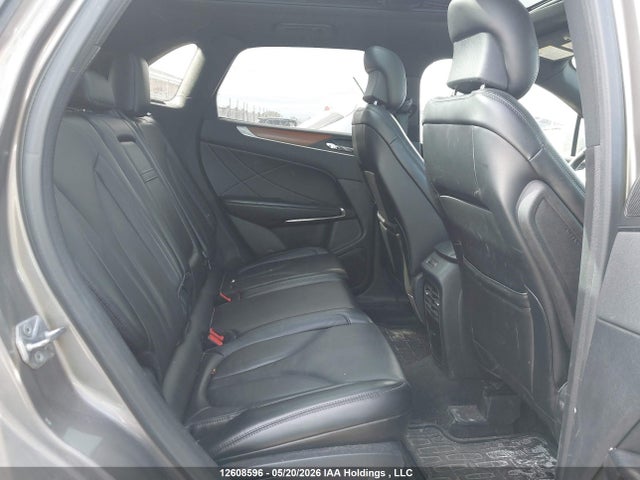 Продажа на аукционе авто 2016 Lincoln Mkc Reserve, vin: 5LMCJ3D93GUJ15952, номер лота: 12608596