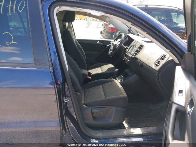 WVGJV7AXXFW527992 Volkswagen Tiguan Comfortline/highline/special Edition/trendline