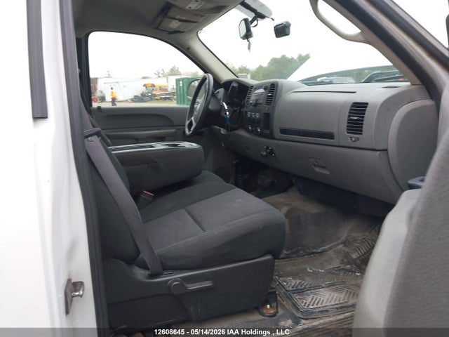 2011 Gmc Sierra C1500 მანქანა იყიდება აუქციონზე, vin: 1GTN1TEX1BZ352013, აუქციონის ნომერი: 12608645