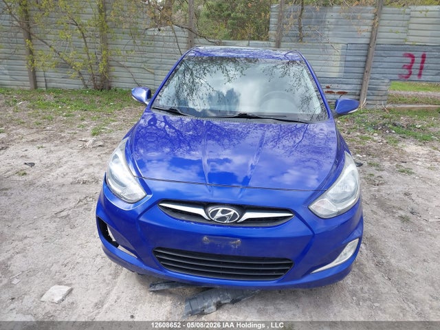 2013 Hyundai Accent მანქანა იყიდება აუქციონზე, vin: KMHCU5AEXDU108287, აუქციონის ნომერი: 12608652