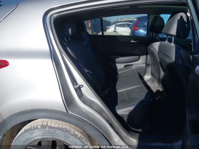 KNDPNCAC8M7893171 KIA Sportage Ex