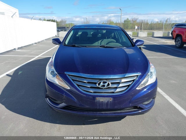 2012 Hyundai Sonata Gls მანქანა იყიდება აუქციონზე, vin: 5NPEB4AC0CH368167, აუქციონის ნომერი: 12608665