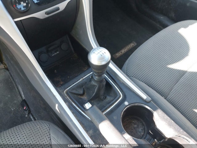 2012 Hyundai Sonata Gls მანქანა იყიდება აუქციონზე, vin: 5NPEB4AC0CH368167, აუქციონის ნომერი: 12608665