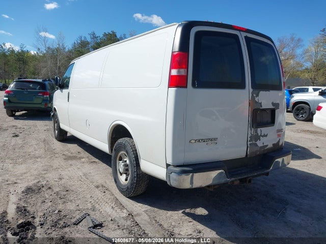 1GCWGBFF4G1303221 Chevrolet Express G2500