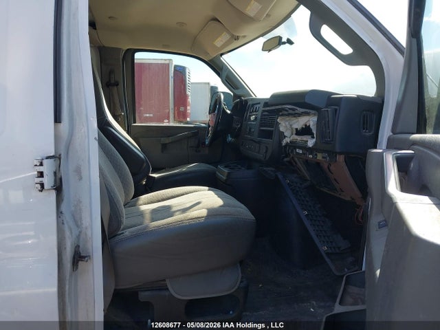1GCWGBFF4G1303221 Chevrolet Express G2500