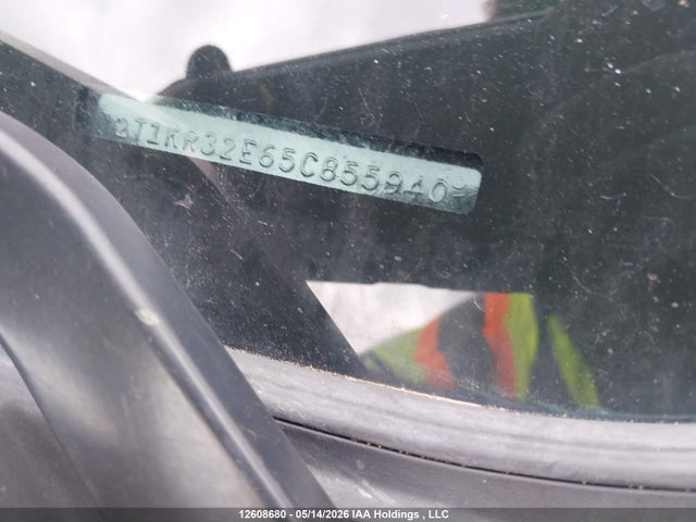 Aukcja sprzedaży 2005 Toyota Corolla Matrix Xr, vin: 2T1KR32E65C855940, numer aukcji: 12608680