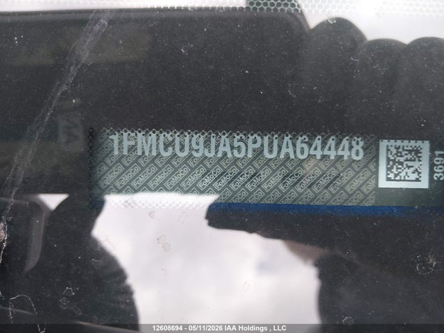 1FMCU9JA5PUA64448 Ford Escape Platinum