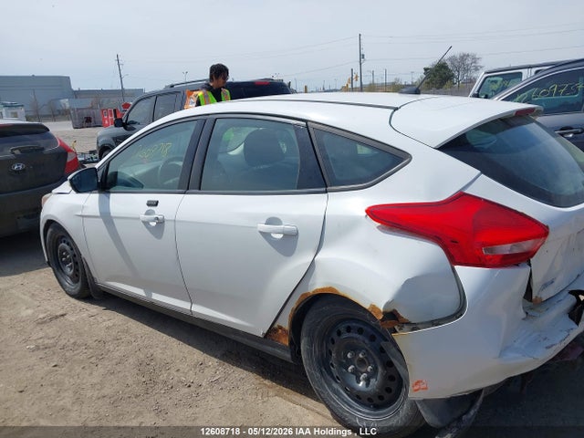 Продажа на аукционе авто 2015 Ford Focus Se, vin: 1FADP3K24FL257690, номер лота: 12608718