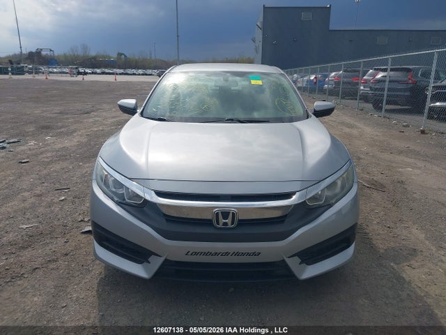Продажа на аукционе авто 2018 Honda Civic Lx, vin: 2HGFC2F55JH031047, номер лота: 12607138