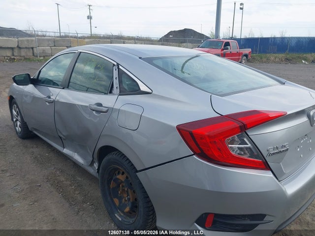 Продажа на аукционе авто 2018 Honda Civic Lx, vin: 2HGFC2F55JH031047, номер лота: 12607138