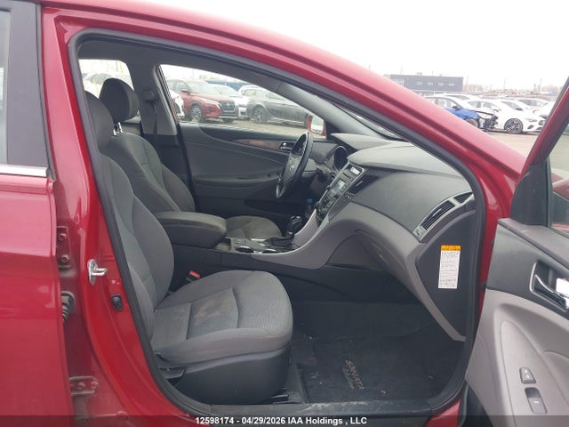 Продаж на аукціоні авто 2014 Hyundai Sonata Hybrid Hybrid, vin: KMHEC4A45EA118242, номер лоту: 12598174