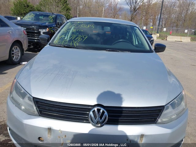 2013 Volkswagen Jetta 2.0l Trendline/2.0l Trendline+ მანქანა იყიდება აუქციონზე, vin: 3VW2K7AJ9DM271769, აუქციონის ნომერი: 12603885