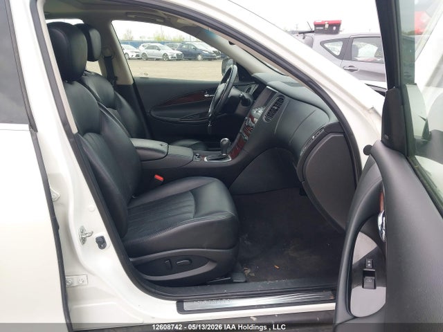 JN1BJ0RRXGM265571 Infiniti QX50