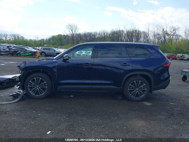 2026 Toyota Grand Highlander Hybrid Platinum Hybrid Max მანქანა იყიდება აუქციონზე, vin: 5TDADAB56TS029933, აუქციონის ნომერი: 12608764