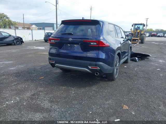 2026 Toyota Grand Highlander Hybrid Platinum Hybrid Max მანქანა იყიდება აუქციონზე, vin: 5TDADAB56TS029933, აუქციონის ნომერი: 12608764