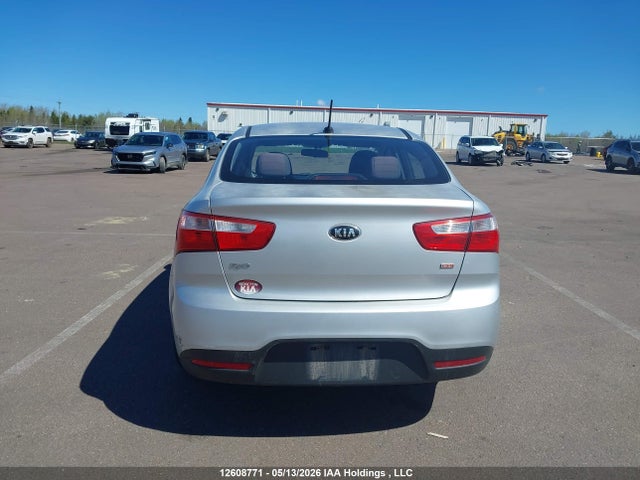 KIA RIO LX 2015 KNADM4A35F6431443 Image 16