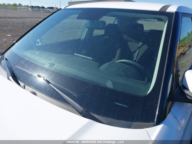 KMHRB8A36NU145659 Hyundai Venue