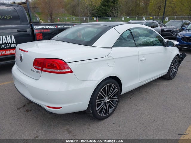 2015 Volkswagen Eos მანქანა იყიდება აუქციონზე, vin: WVWFD8AH2FV002202, აუქციონის ნომერი: 12608811