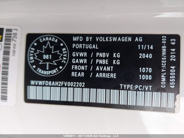 2015 Volkswagen Eos მანქანა იყიდება აუქციონზე, vin: WVWFD8AH2FV002202, აუქციონის ნომერი: 12608811