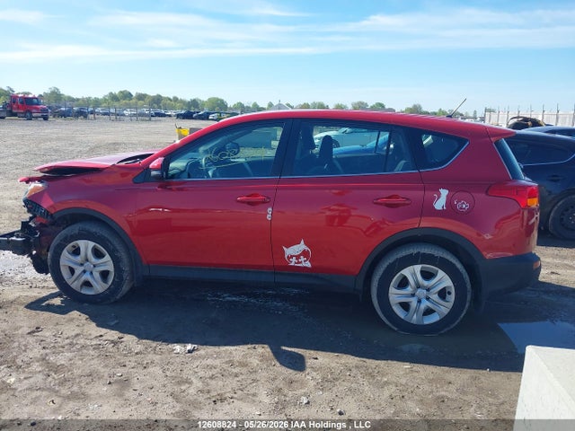 12608824 :رقم المزاد ، 2T3BFREV6FW343237 vin ، 2015 Toyota Rav4 Le مزاد بيع