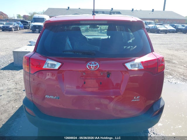 12608824 :رقم المزاد ، 2T3BFREV6FW343237 vin ، 2015 Toyota Rav4 Le مزاد بيع