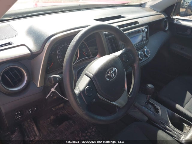 12608824 :رقم المزاد ، 2T3BFREV6FW343237 vin ، 2015 Toyota Rav4 Le مزاد بيع