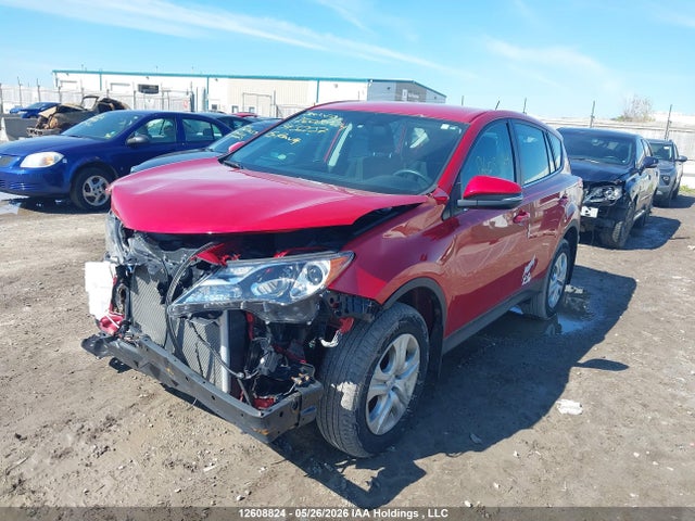 12608824 :رقم المزاد ، 2T3BFREV6FW343237 vin ، 2015 Toyota Rav4 Le مزاد بيع
