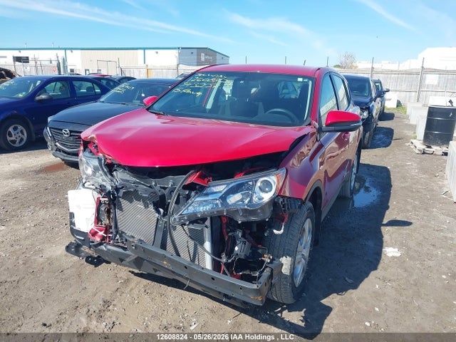 12608824 :رقم المزاد ، 2T3BFREV6FW343237 vin ، 2015 Toyota Rav4 Le مزاد بيع