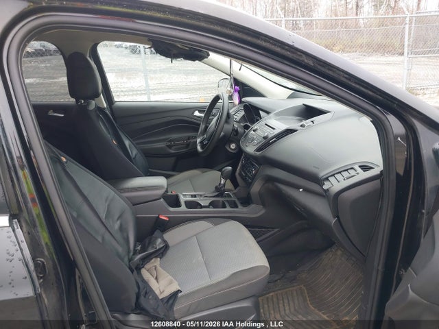 2017 Ford Escape Se მანქანა იყიდება აუქციონზე, vin: 1FMCU9GD9HUD31514, აუქციონის ნომერი: 12608840