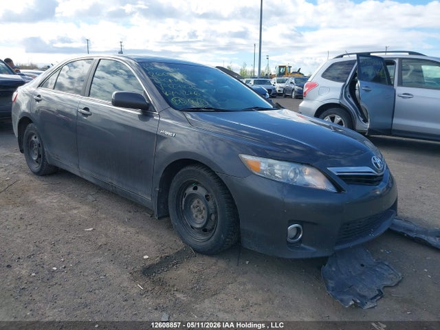 2011 Toyota Camry Hybrid მანქანა იყიდება აუქციონზე, vin: 4T1BB3EK6BU127776, აუქციონის ნომერი: 12608857