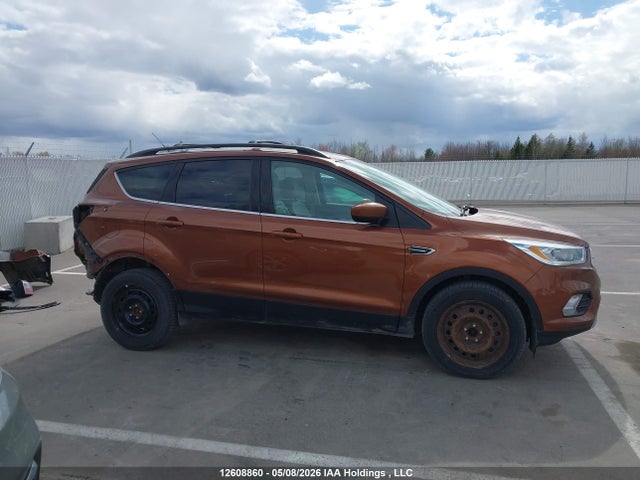 1FMCU9G97HUA55510 Ford ESCAPE SE