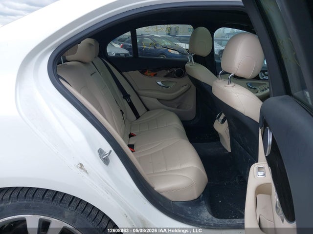 12608863 :رقم المزاد ، 55SWF4KB7FU033097 vin ، 2015 Mercedes-benz C 300 4matic مزاد بيع