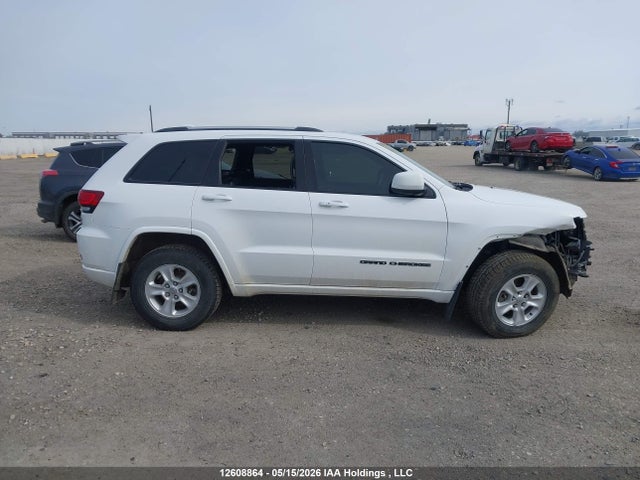 1C4RJFAGXJC292677 Jeep Grand Cherokee Laredo