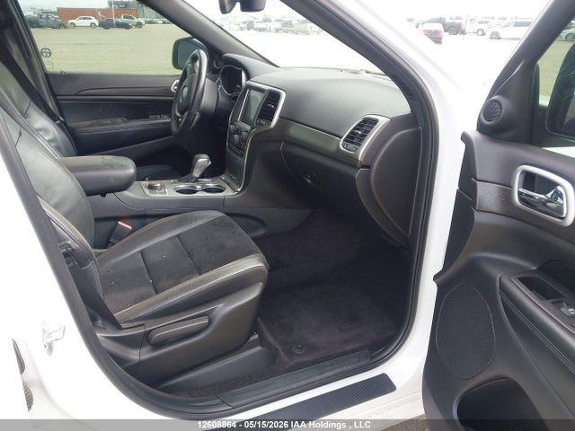 1C4RJFAGXJC292677 Jeep Grand Cherokee Laredo