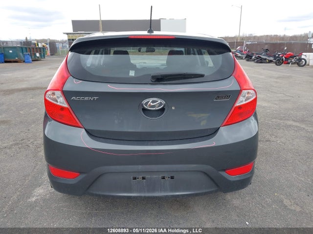 2013 Hyundai Accent მანქანა იყიდება აუქციონზე, vin: KMHCT5AE1DU096789, აუქციონის ნომერი: 12608893